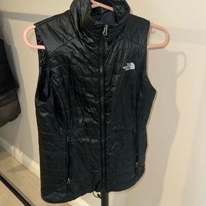 Women’s Black North Face Vest Size XS